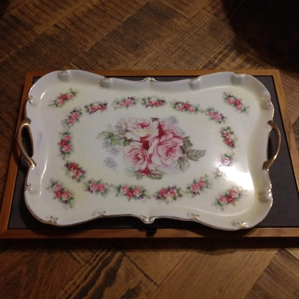 Beautiful Flower Tray